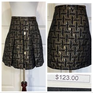 NWT! Heartloom gold black skirt